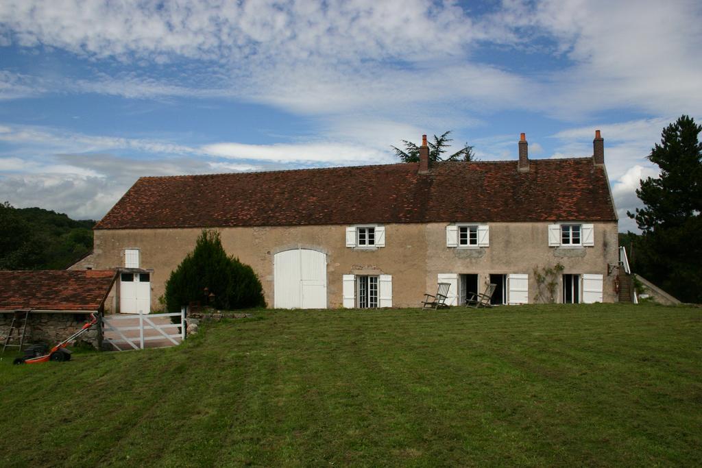 克莱蒙特住宿加早餐旅馆 La Roche-en-Brenil 客房 照片